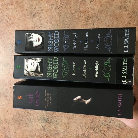 l.j. smith book bundle night world dark visions - Picture 6 of 8
